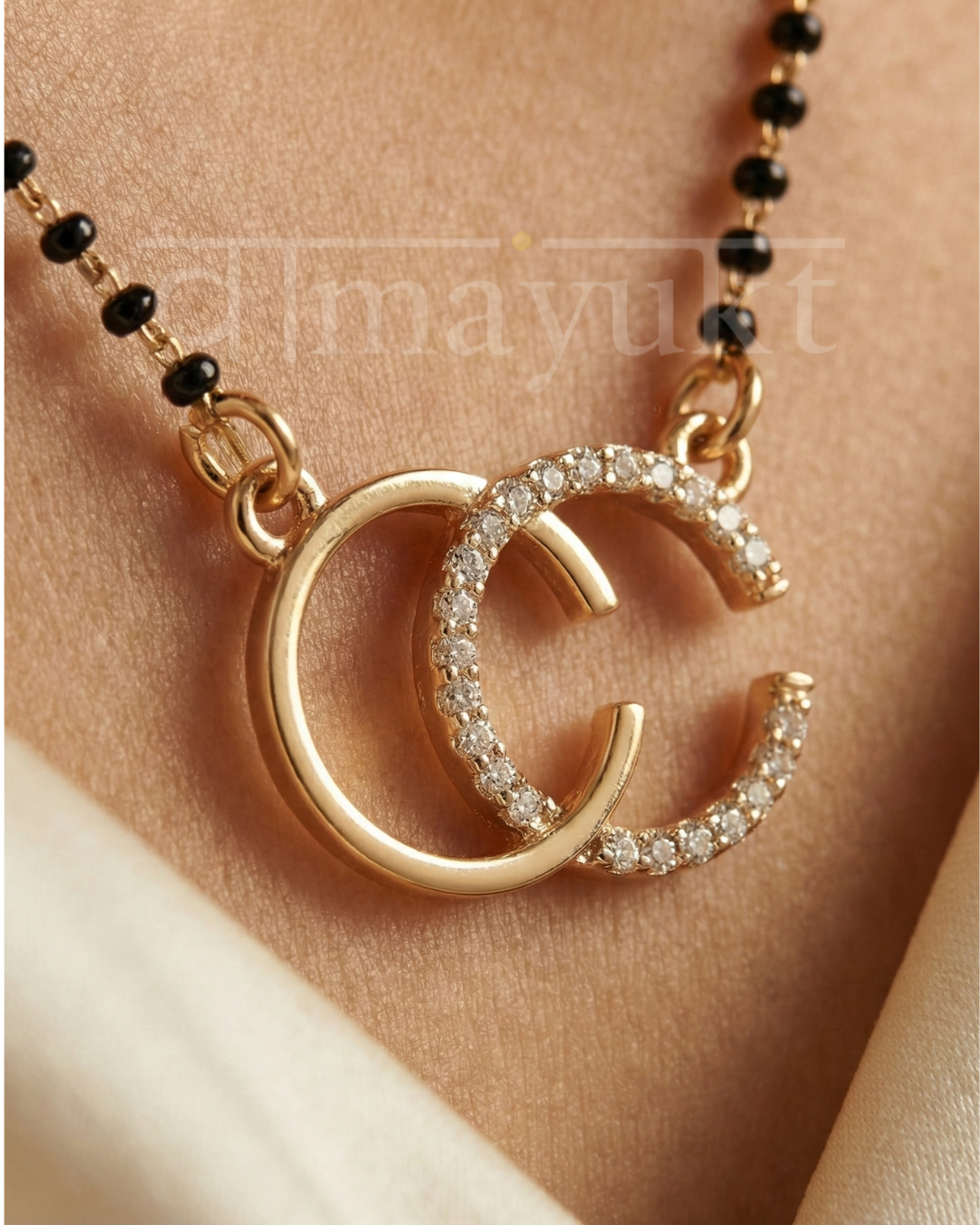 Evara Curve mangalsutra