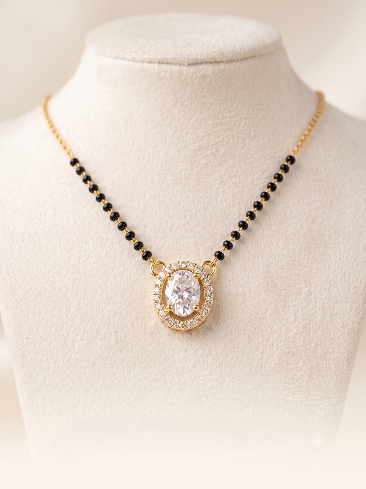 Ovira modern mangalsutra