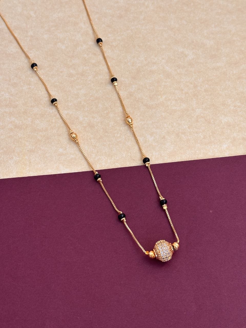 Ora 4 bead modern mangalsutra