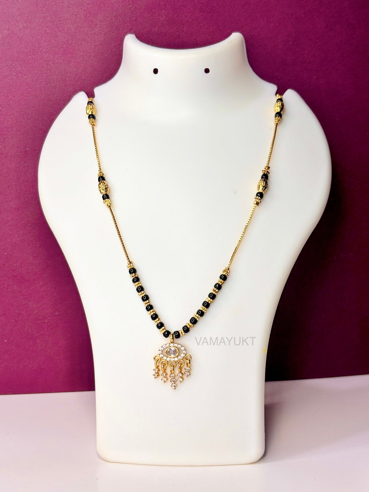 Zara 18 k modern mangalsutra