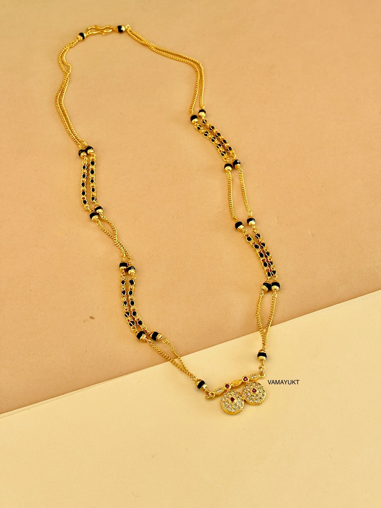 Urmi vati gold modern mangalsutra