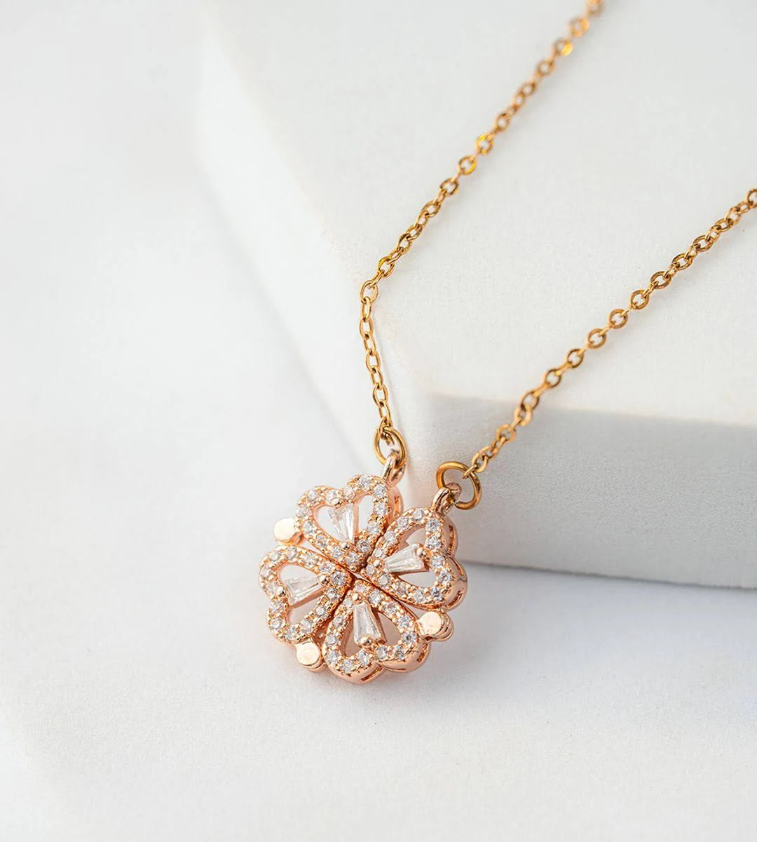Magnet Chain  4-Hearts Wearable Necklace