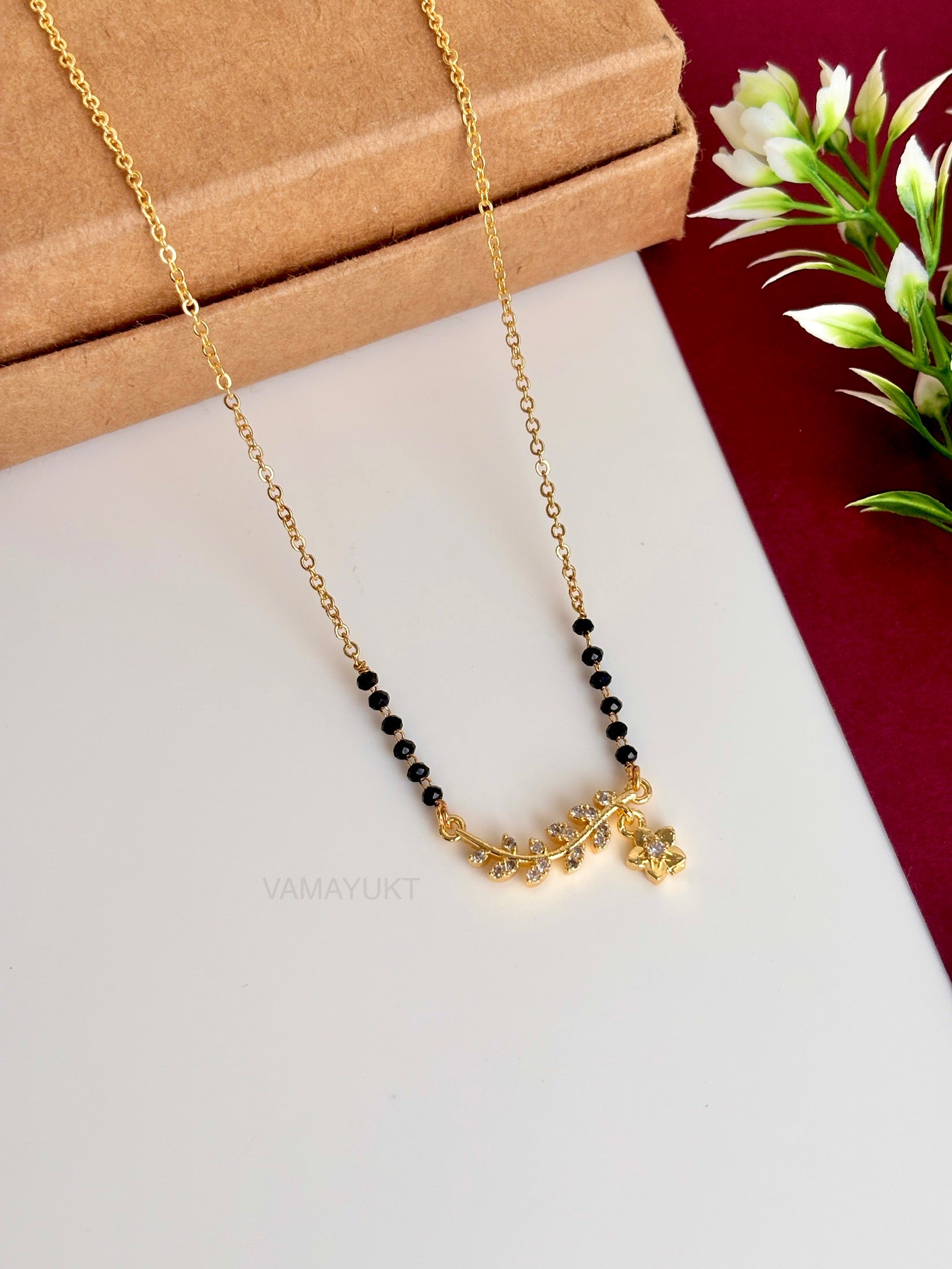Divyata modern mangalsutra