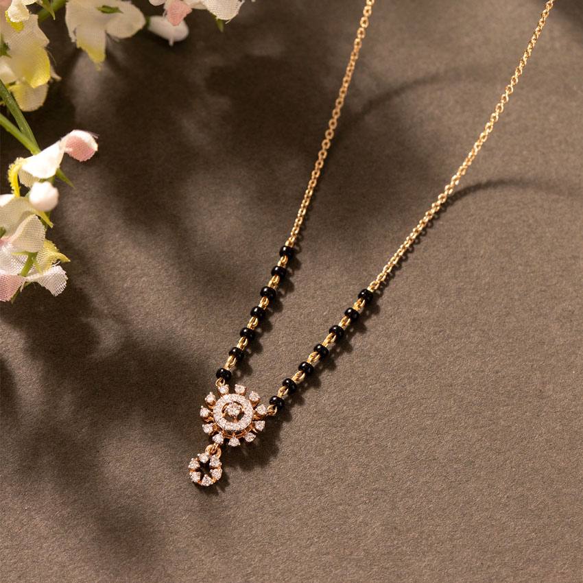 Kaya Minimal Mangalsutra