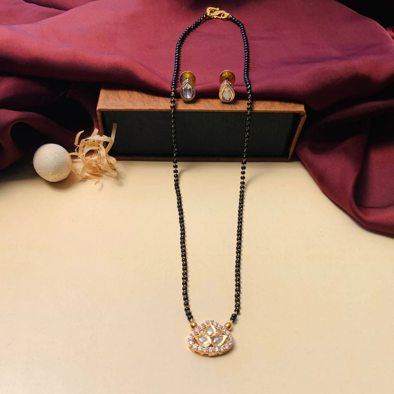 Originalpolki Mangalsutra With Earring High Gold