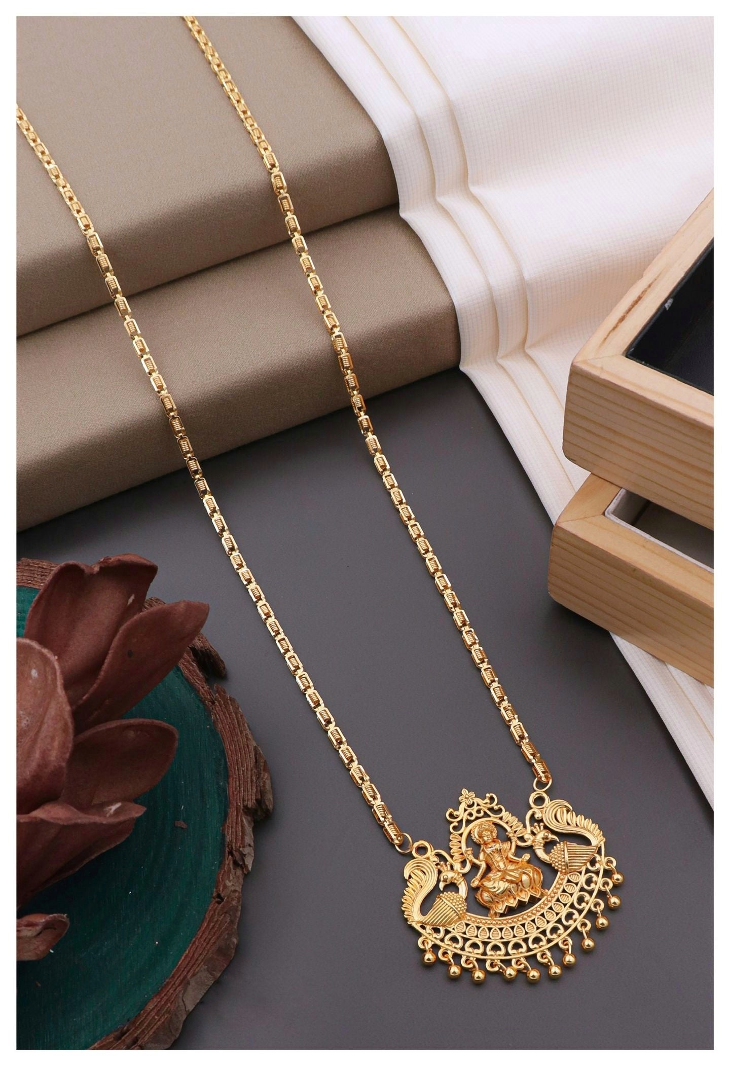 Laxmihar Temple Style Long Neclace Dn1