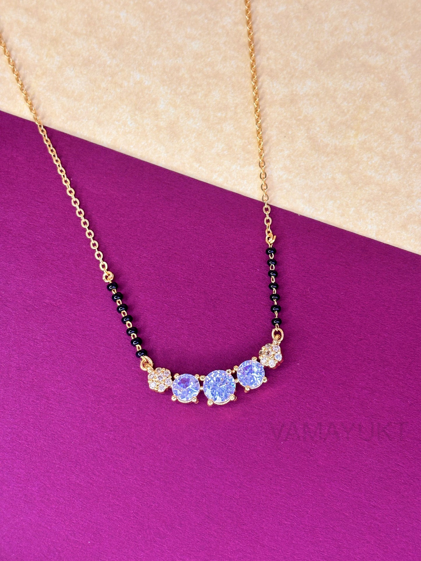 Meera modern mangalsutra