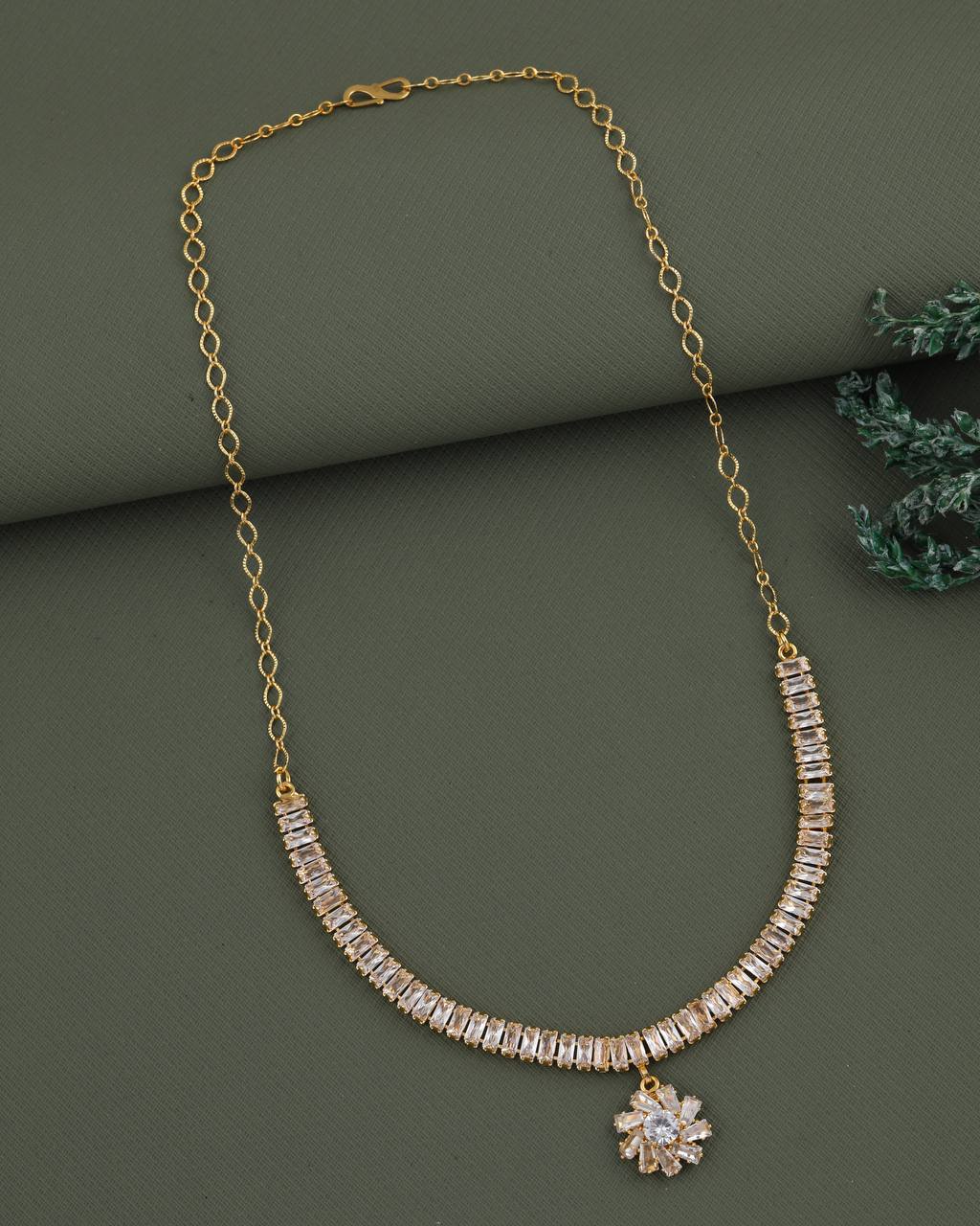 A.D choker ST10