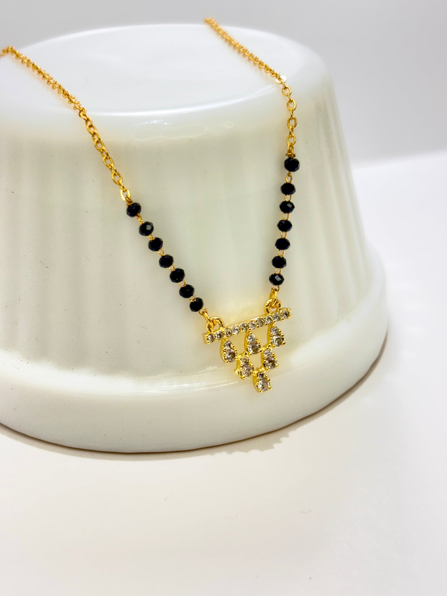 Tiara modern 18 inch mg
