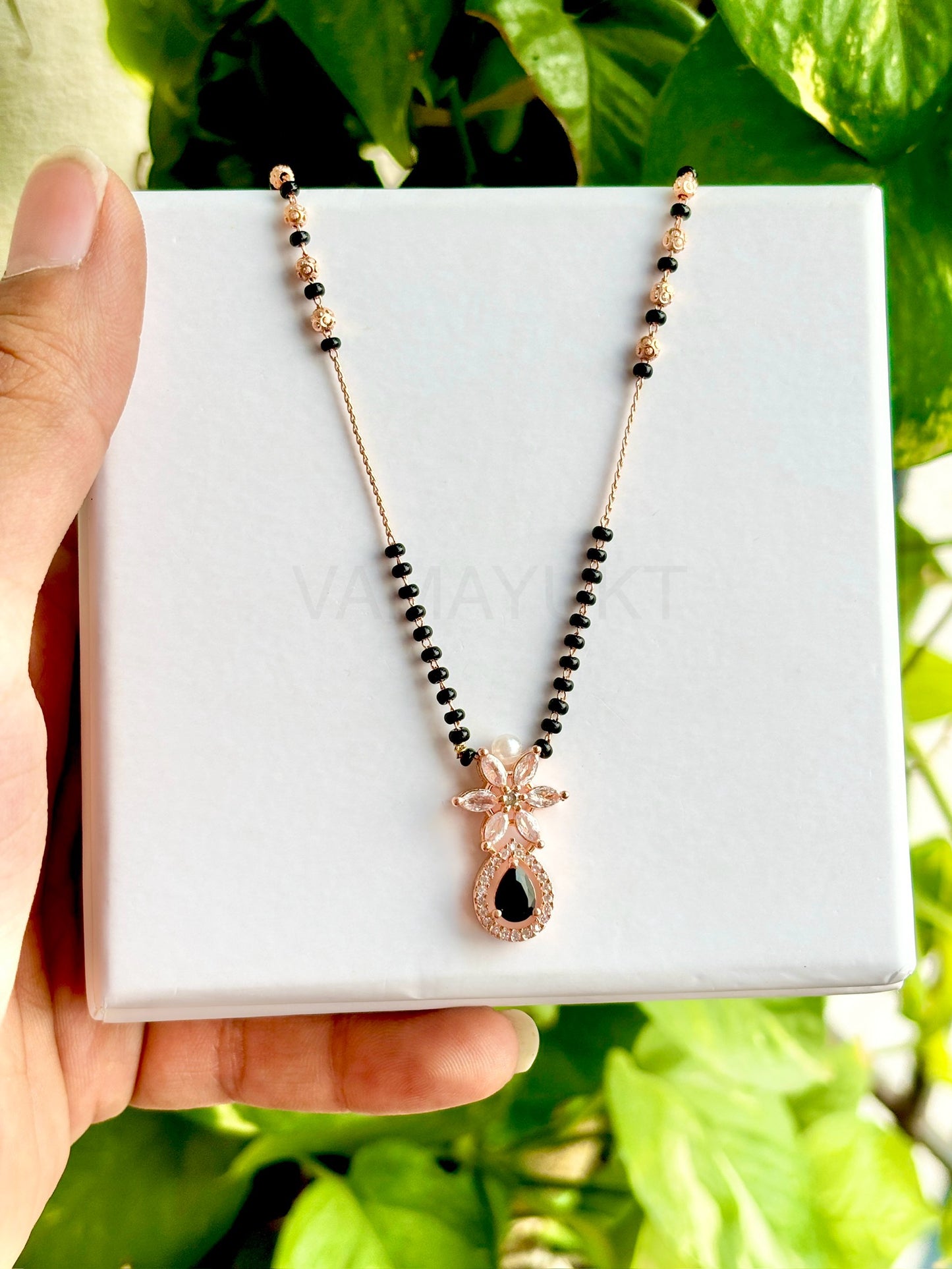 Amaya black modern mangalsutra