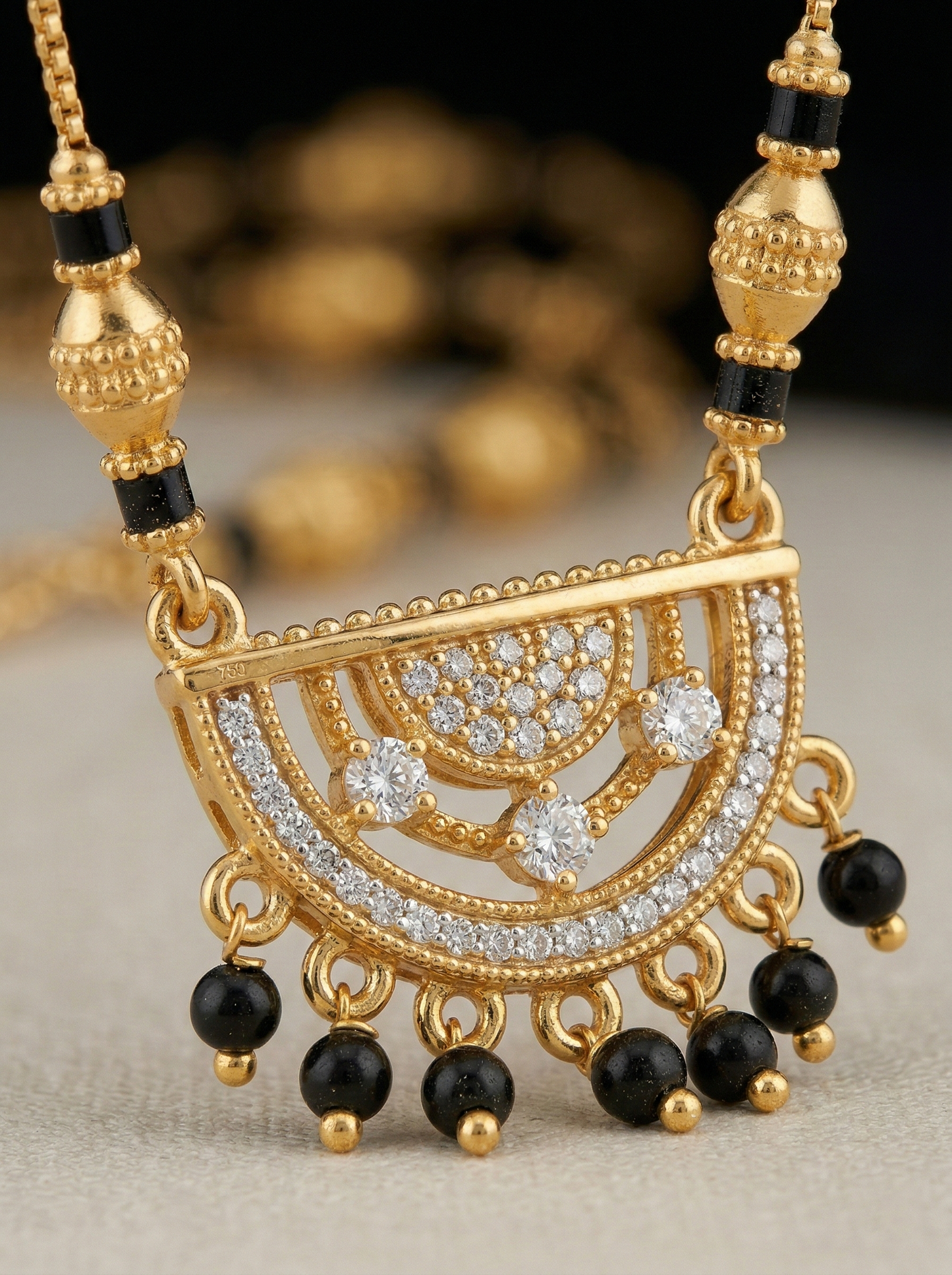 Chandrika royale 18k mangalsutra
