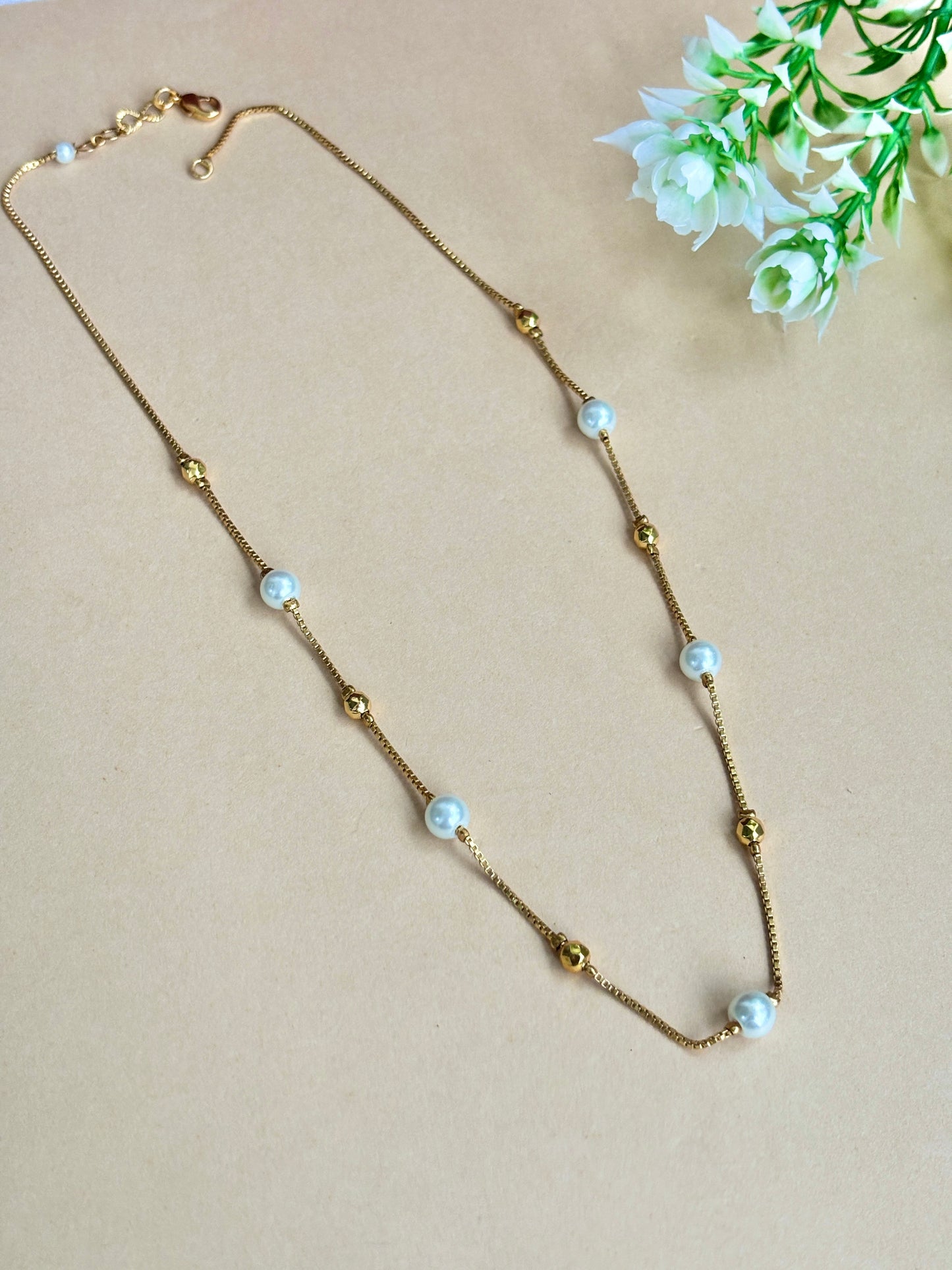 Elegant pearl Mala 18inch
