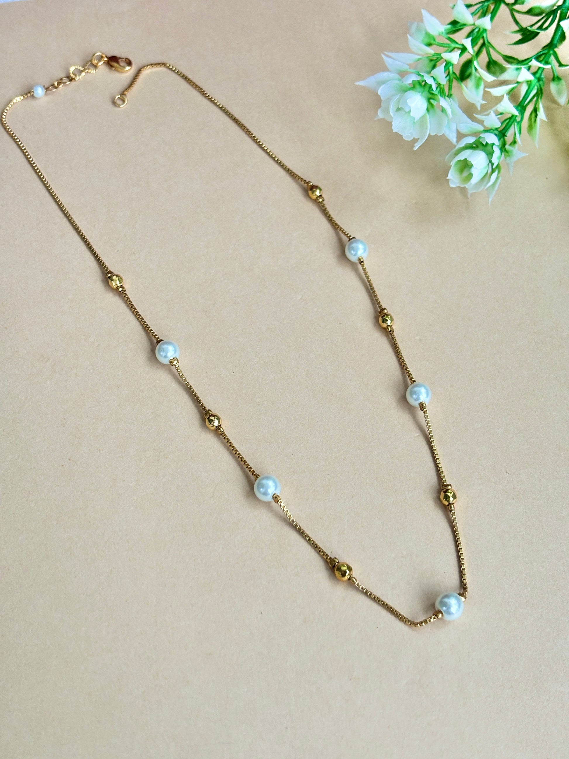 Elegant pearl Mala 18inch