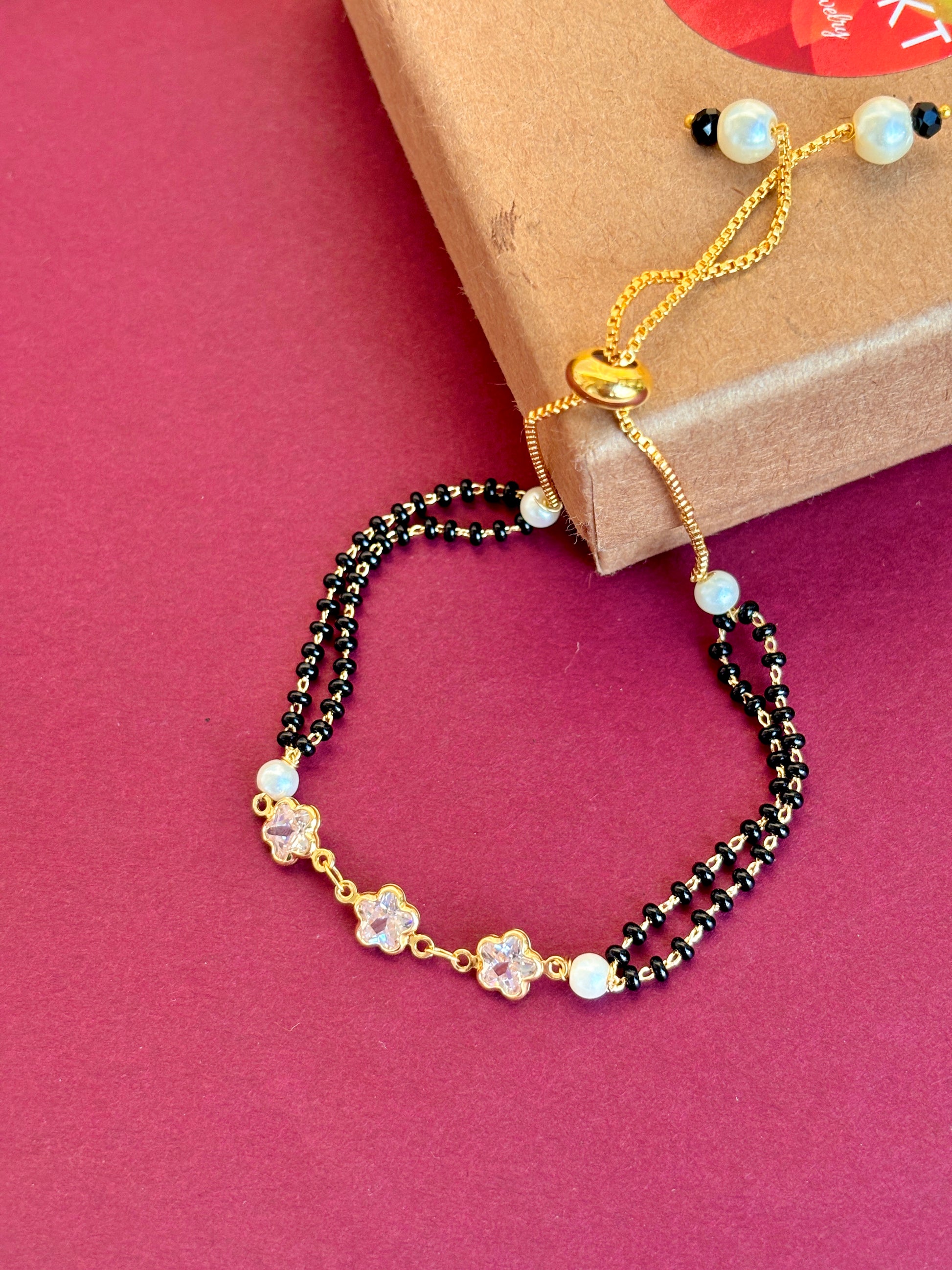 Flower A.D bracelate