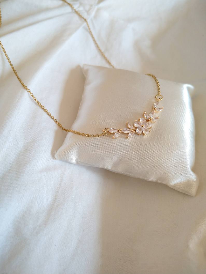 Flowervalley Chain pendant