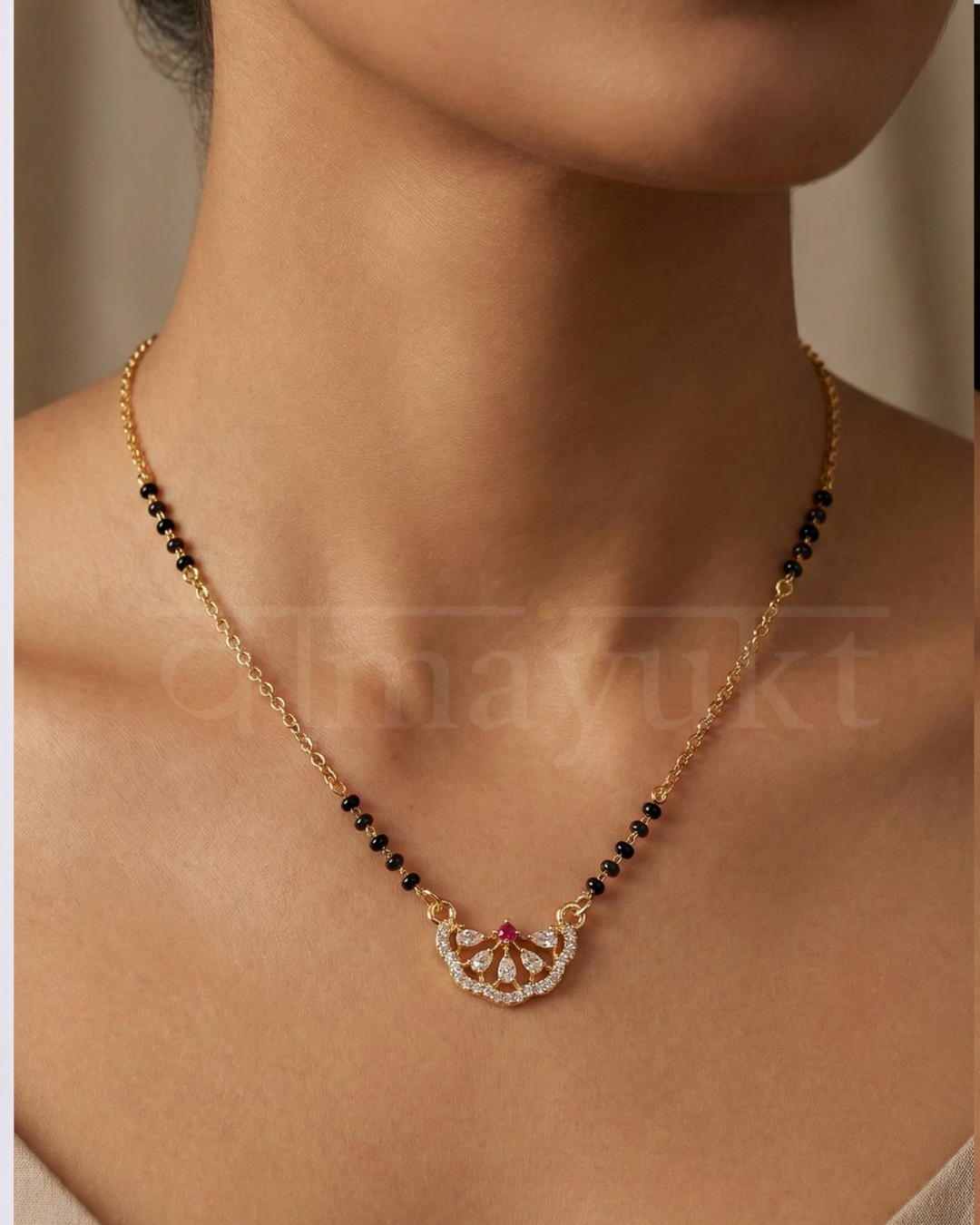 Hana flower modern mangalsutra