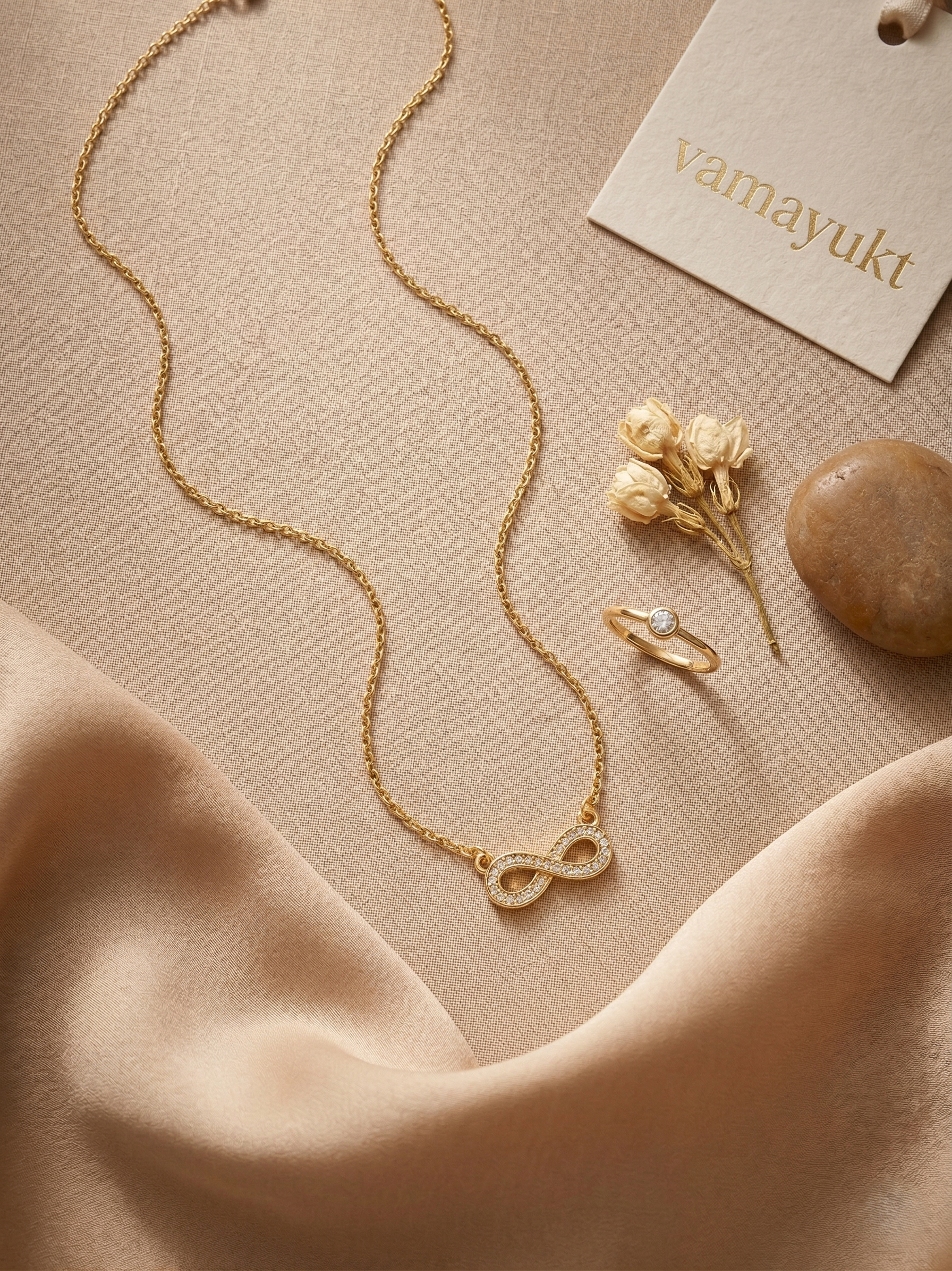 Infinity necklace gold plated