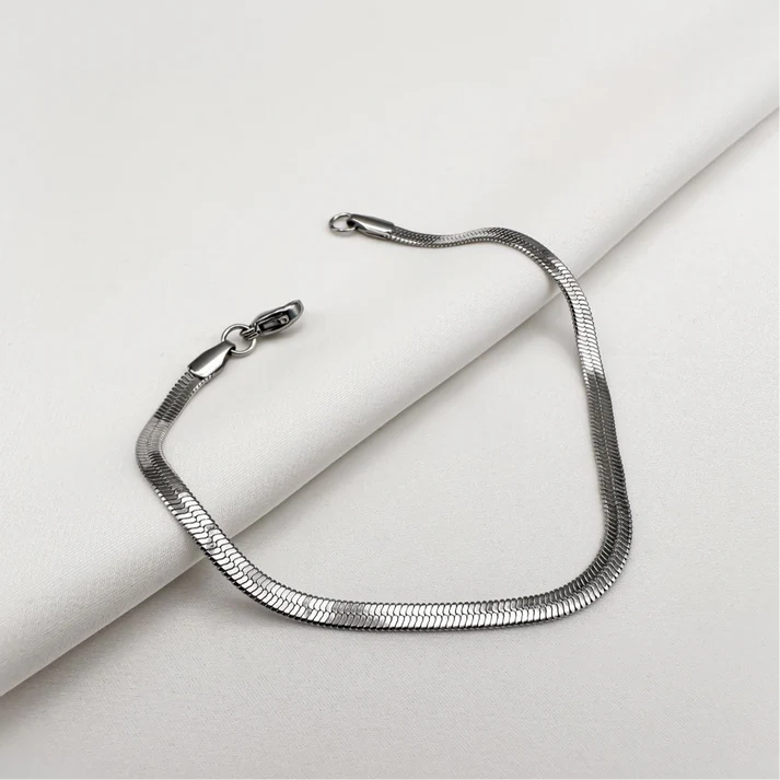 Liquid silver bracelate