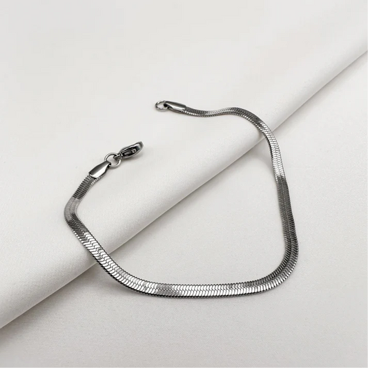 Liquid silver bracelate