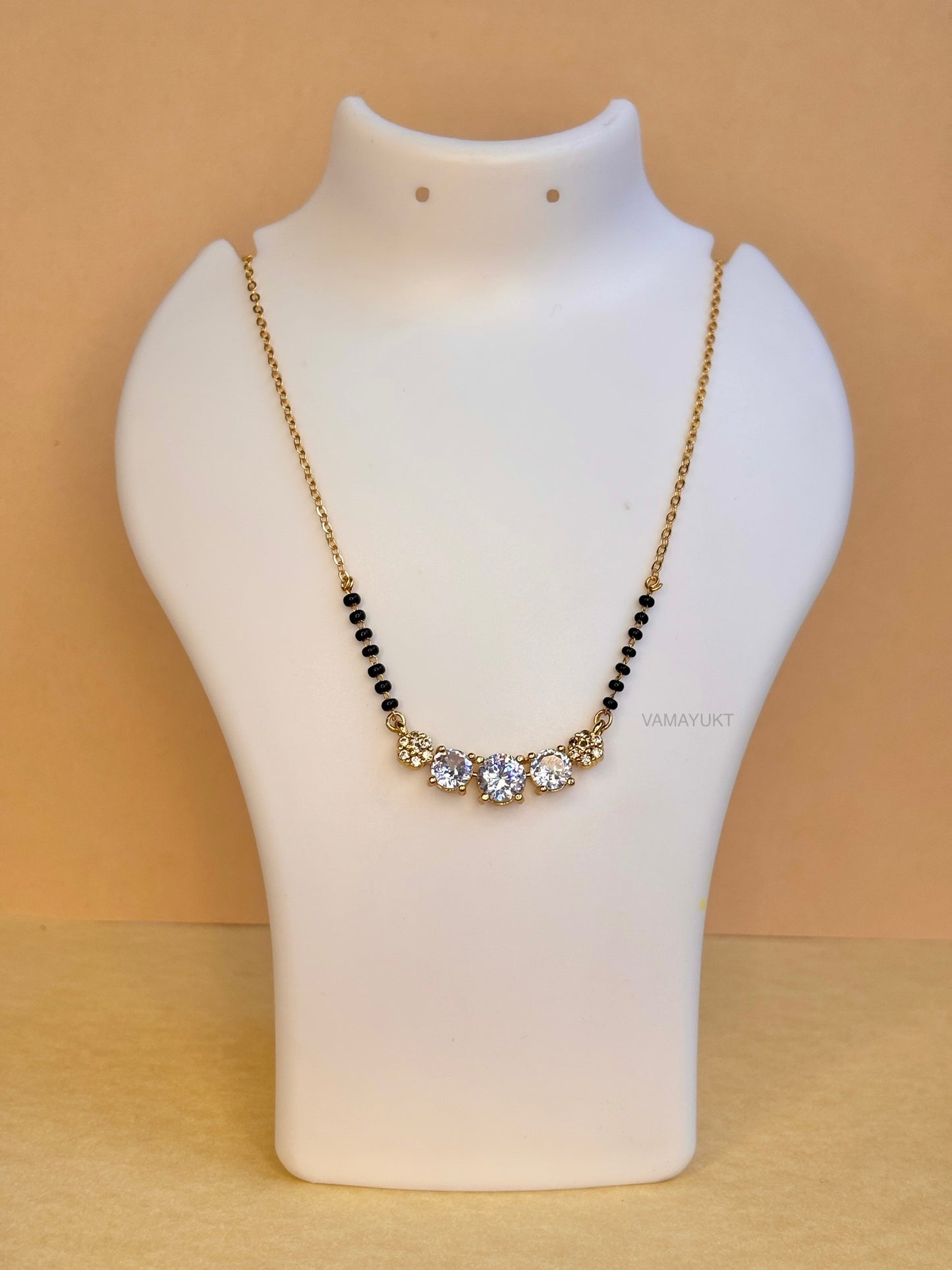 Meera modern mangalsutra