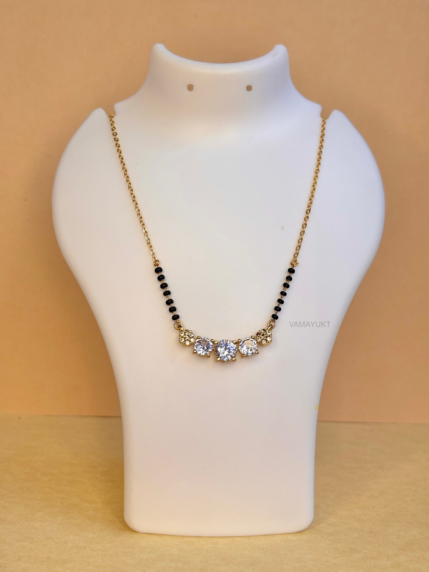 Meera modern mangalsutra