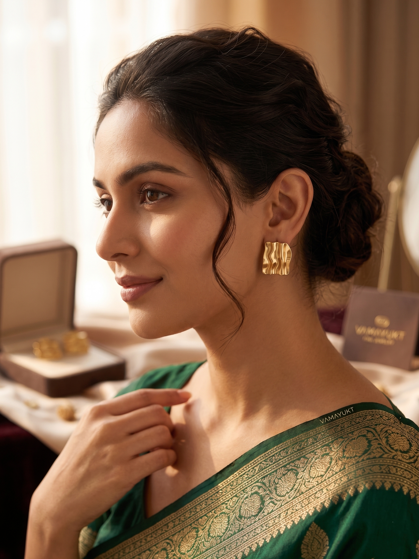 Melted gold square earring