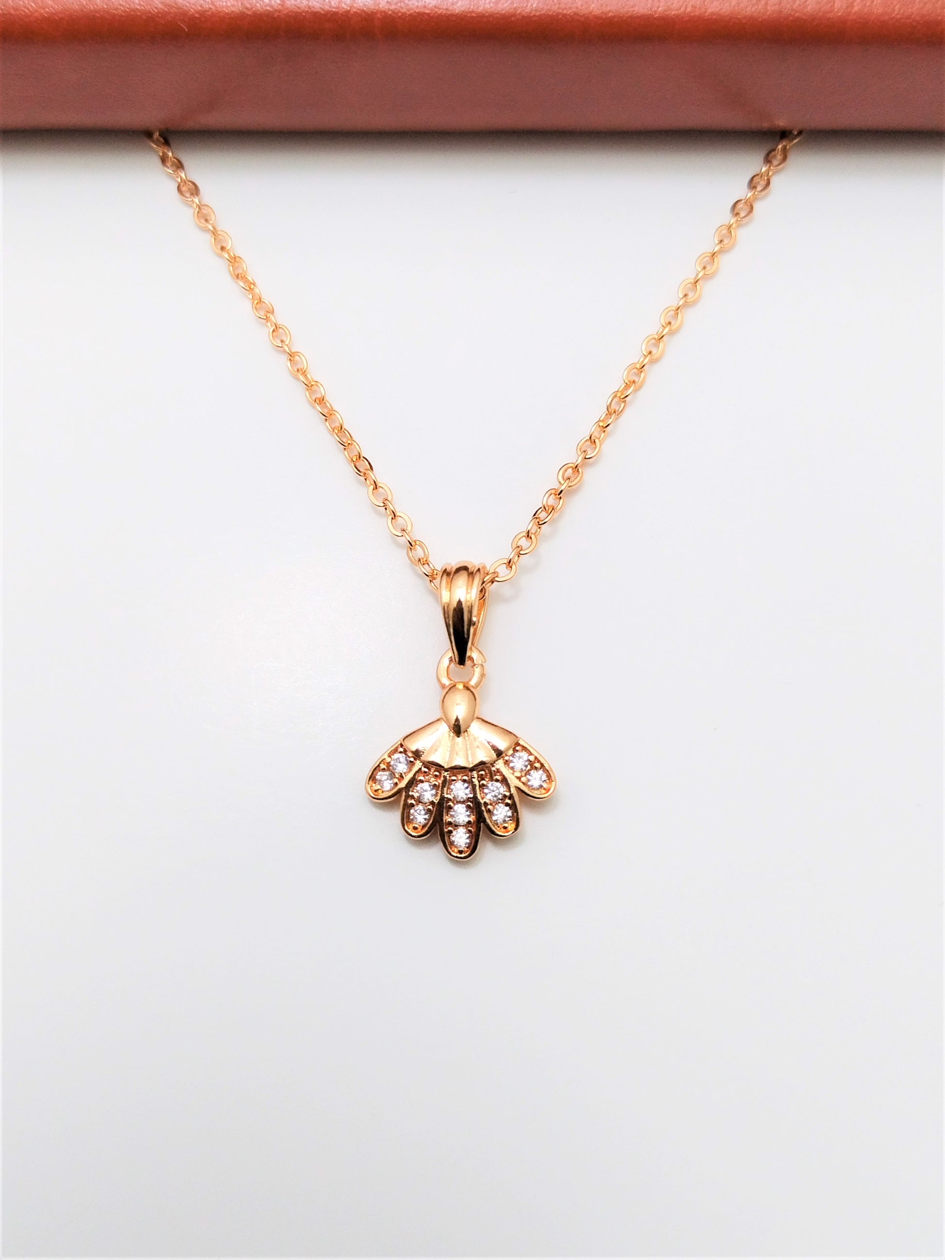 Minituare Butterfly  Rosegold Plated Pendant & Chain