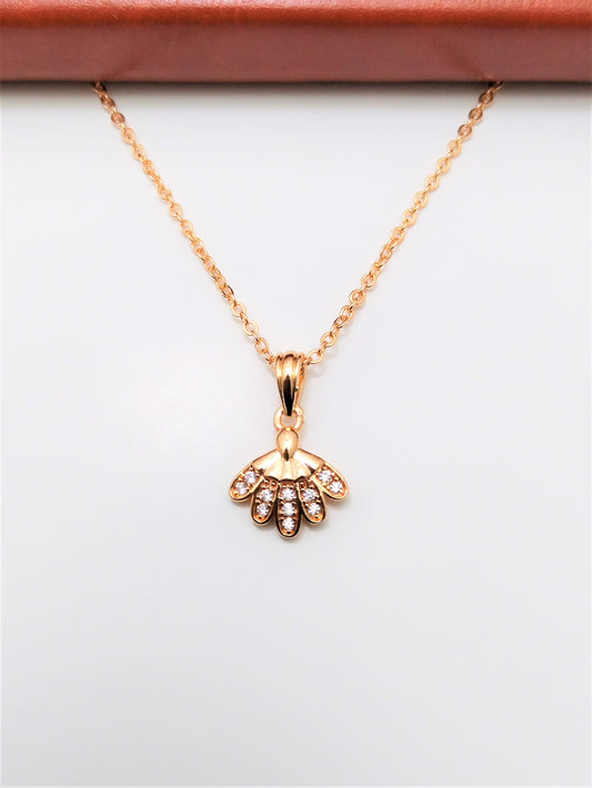 Minituare Butterfly  Rosegold Plated Pendant & Chain