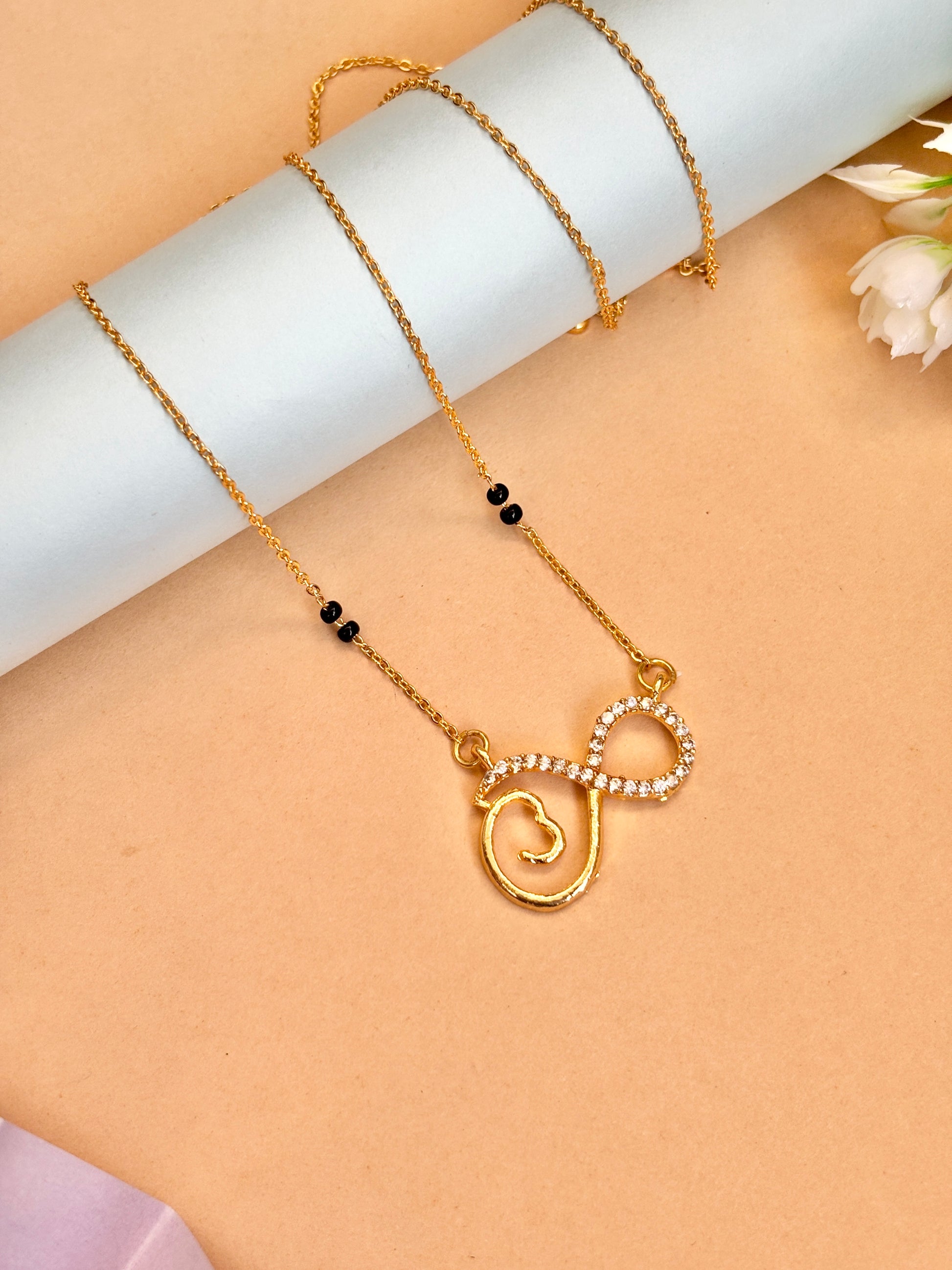 Modern  infinity heart  mg