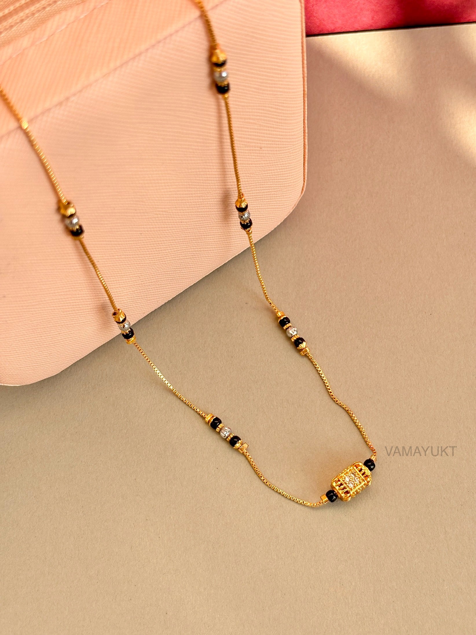 Veeha 18 k modern mangalsutra