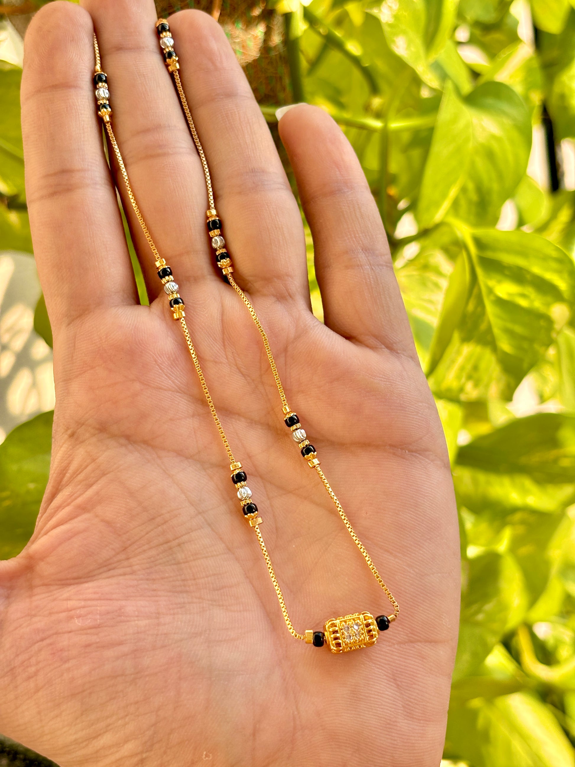 Veeha 18 k modern mangalsutra