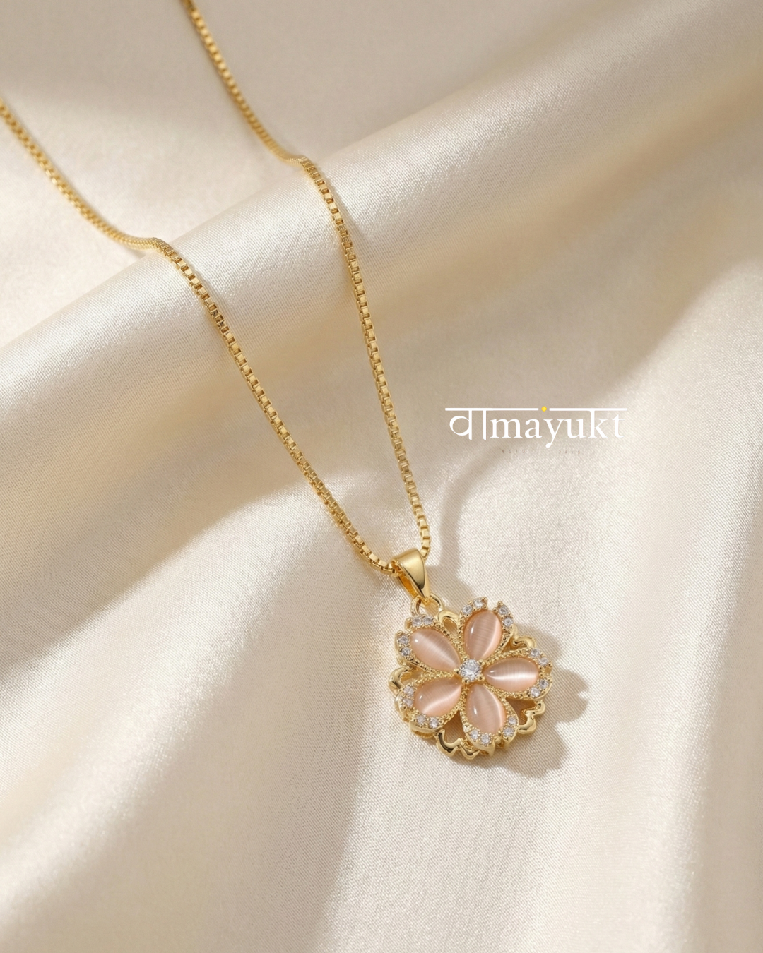 Radiant spinner necklace
