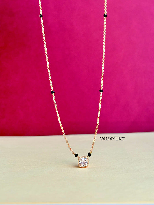 Solitaire 3 bead mg