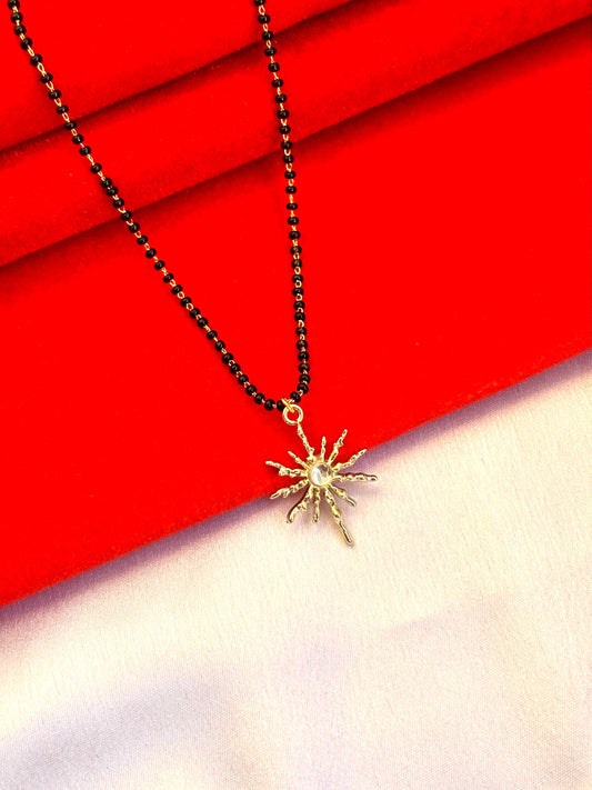 Sun M1 minimal motherpearl mangalsutra