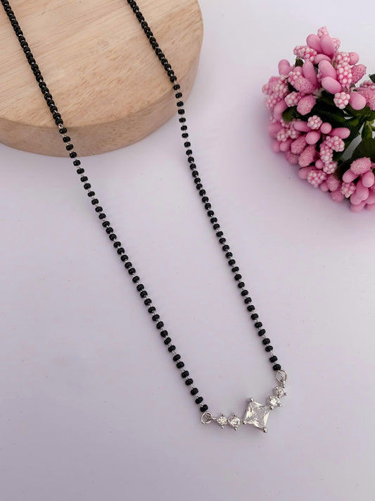 Visu elegant  mangalsutra