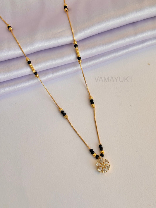 Zuri box chain modern mg