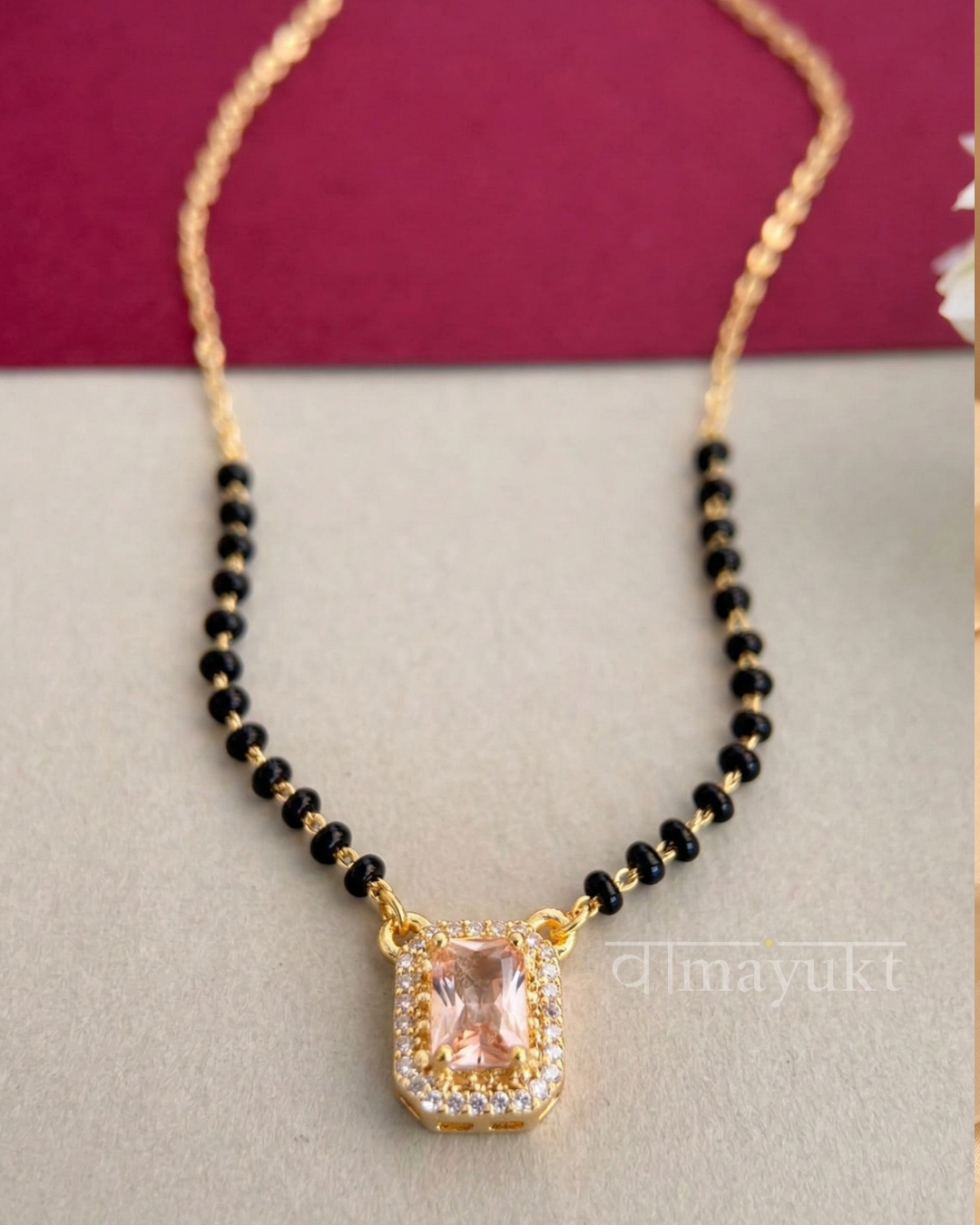 Emerald glow modern mangalsutra