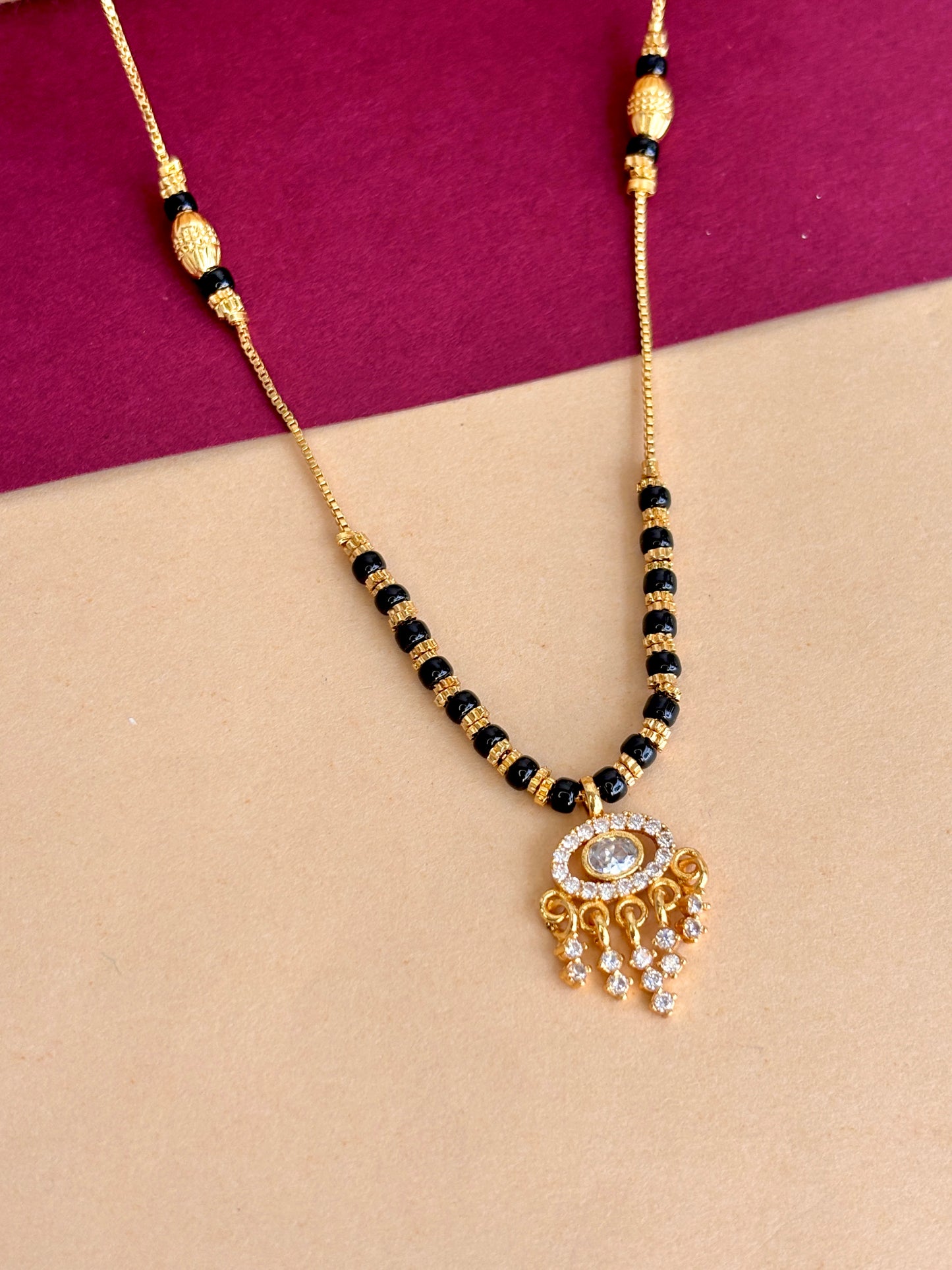 Zara 18 k modern mangalsutra