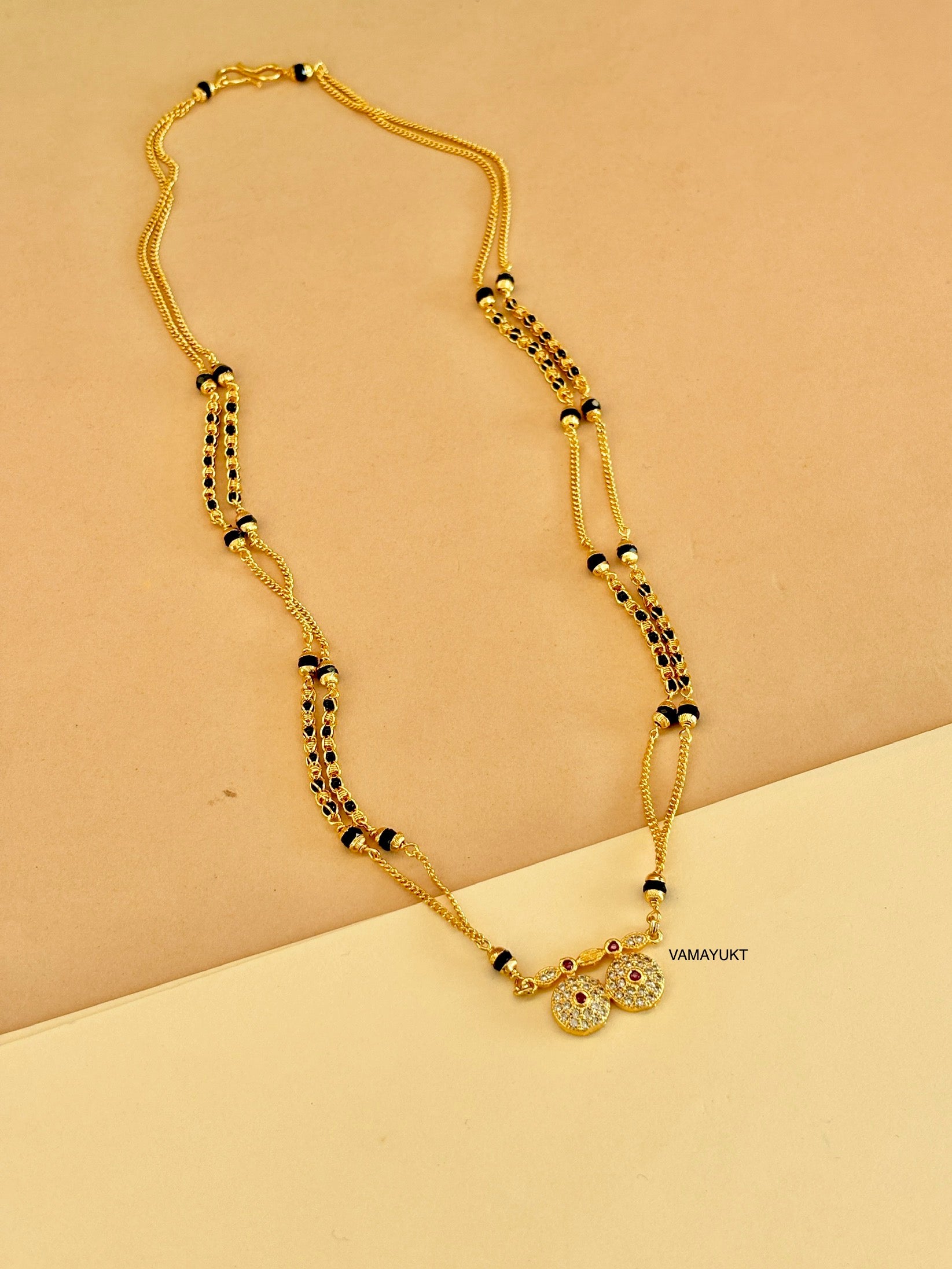 Urmi vati gold modern mangalsutra